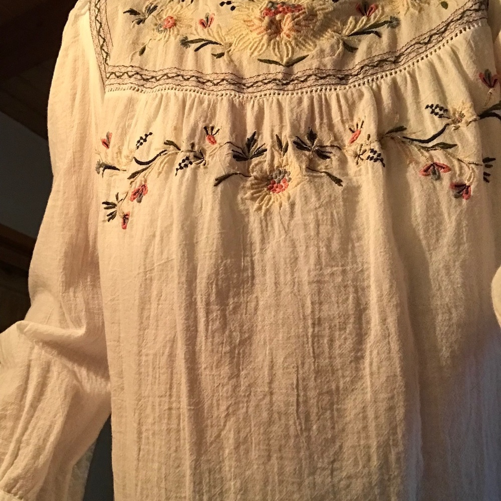 Lucky Brand Boho Embroidered Blousr
